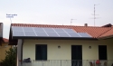 Impianto fotovoltaico integrato architettonicamente da 2,99 kWp<br />
13 moduli Solarday PX60-230<br />
Somma Lombardo (VA)