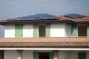 Impianto fotovoltaico integrato architettonicamente da 2,99 kWp<br />
13 moduli Solarday PX60-230<br />
Rivarolo del Re ed Uniti (CR)