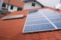 Impianto fotovoltaico parzialmente integrato di 4,14 kWp<br />
18 moduli Solarday PX60-230<br />
Novara
