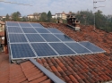 Impianto fotovoltaico integrato architettonicamente di 3,68 kWp<br />
16 moduli Solarday PX60-230<br />
Tollegno (BI)