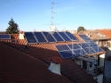 Impianto fotovoltaico parzialmente integrato da 2,76 kWp<br />
12 moduli Solarday PX60-230<br />
Cameri (NO)