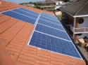 Impianto fotovoltaico integrato architettonicamente da 4,14 kWp<br />
18 moduli Solarday PX60-230<br />
Cameri (NO)